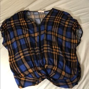 Flannel zip up top
